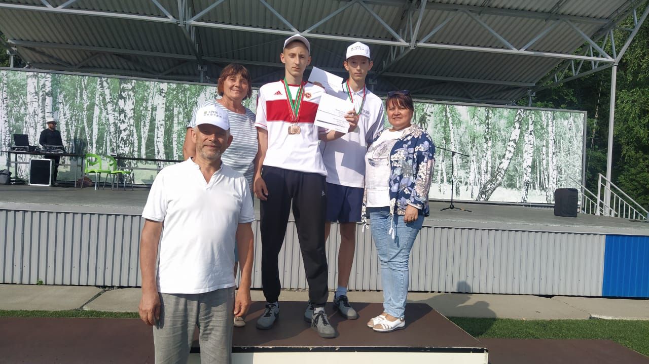 Сабада журналистлар сабантуенда