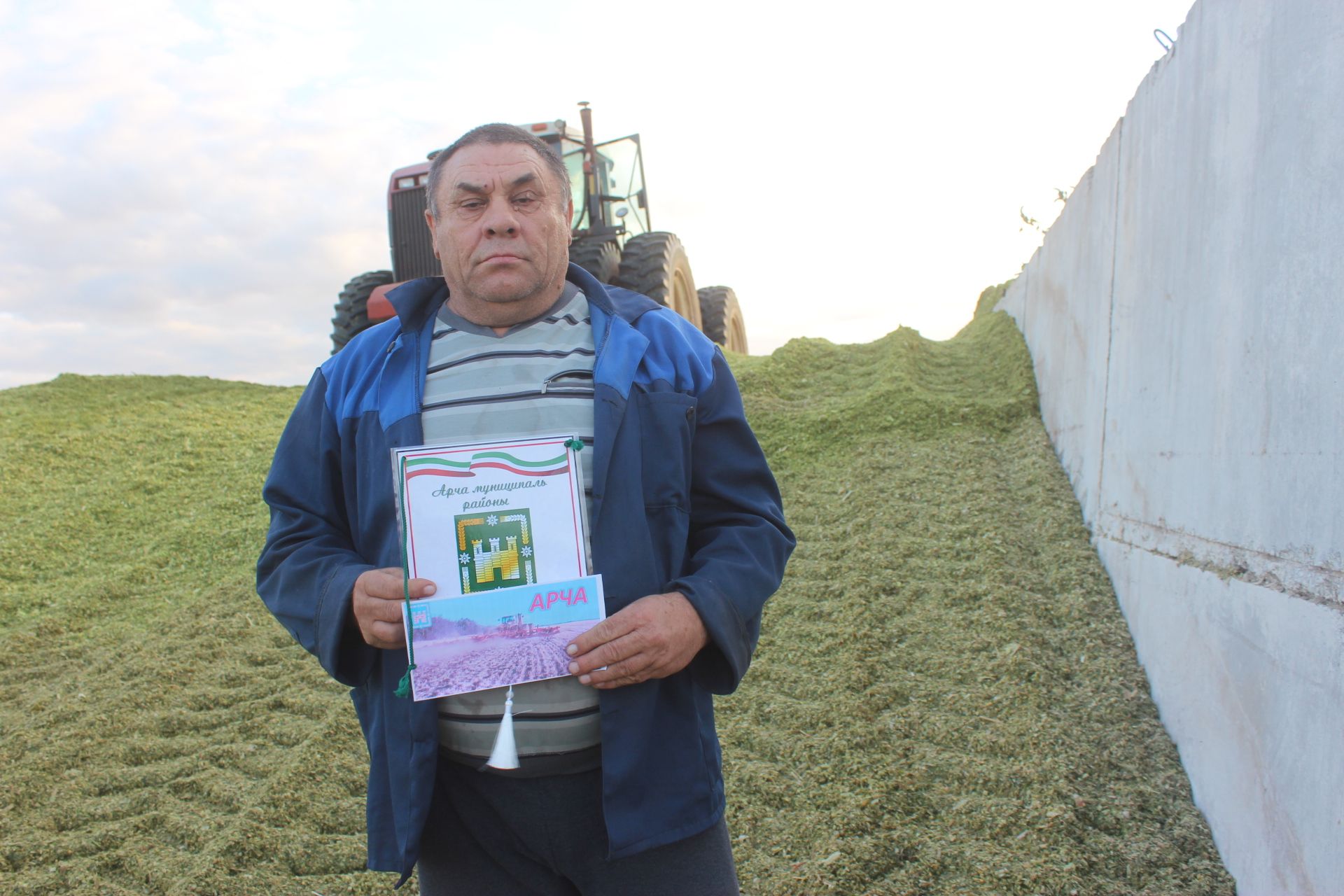 Арчада алдынгы механизаторларны бүләкләделәр