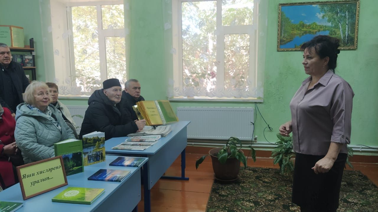 Район иҗтимагый советының күчмә утырышында