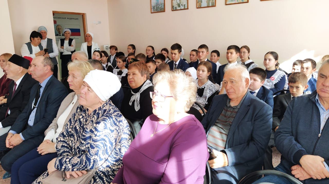 Район иҗтимагый советының күчмә утырышында