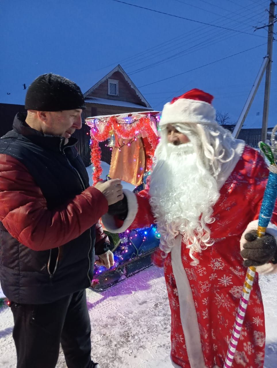 Урта Сәрдәгә Кыш бабай килгән