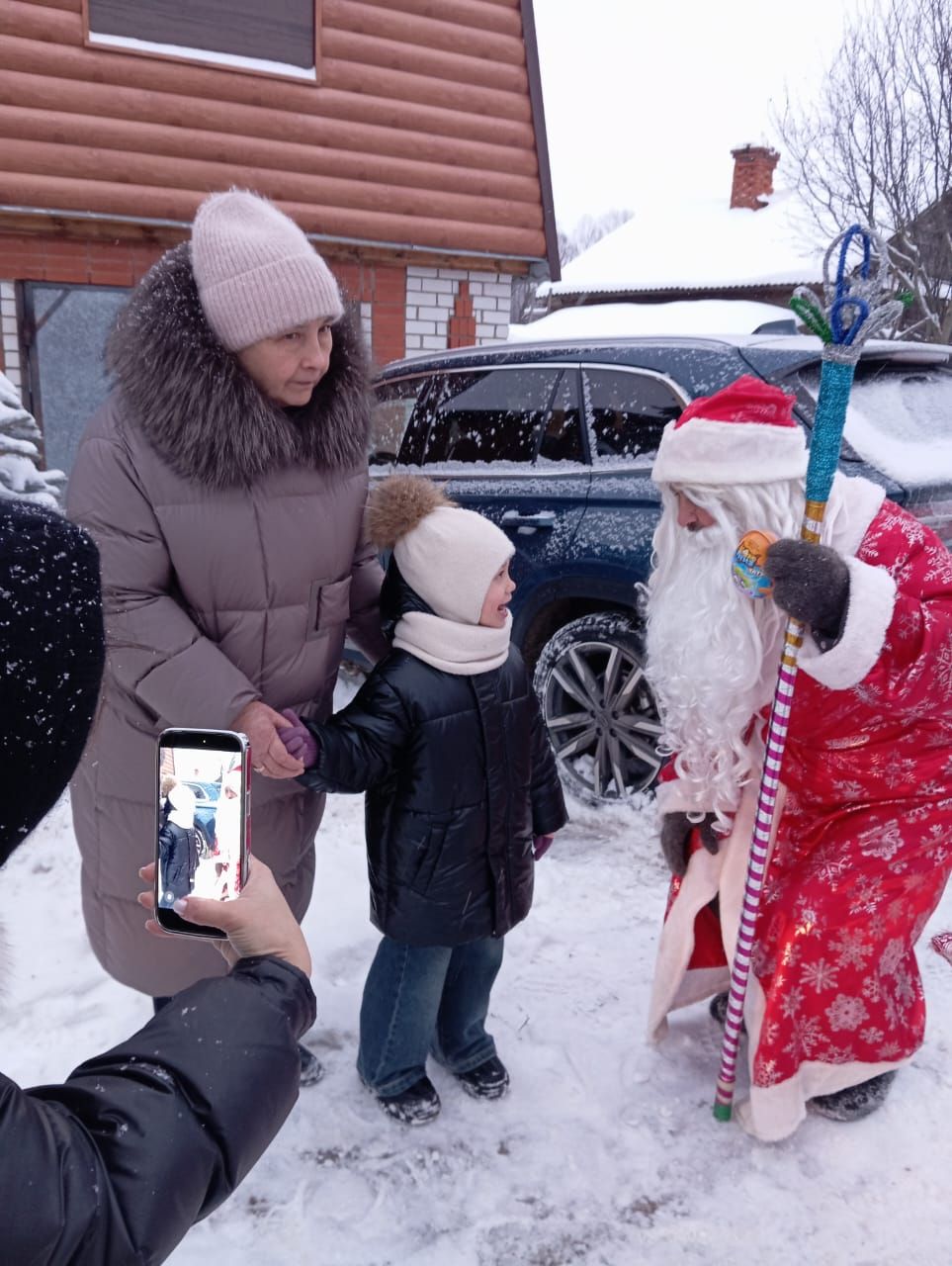 Урта Сәрдәгә Кыш бабай килгән