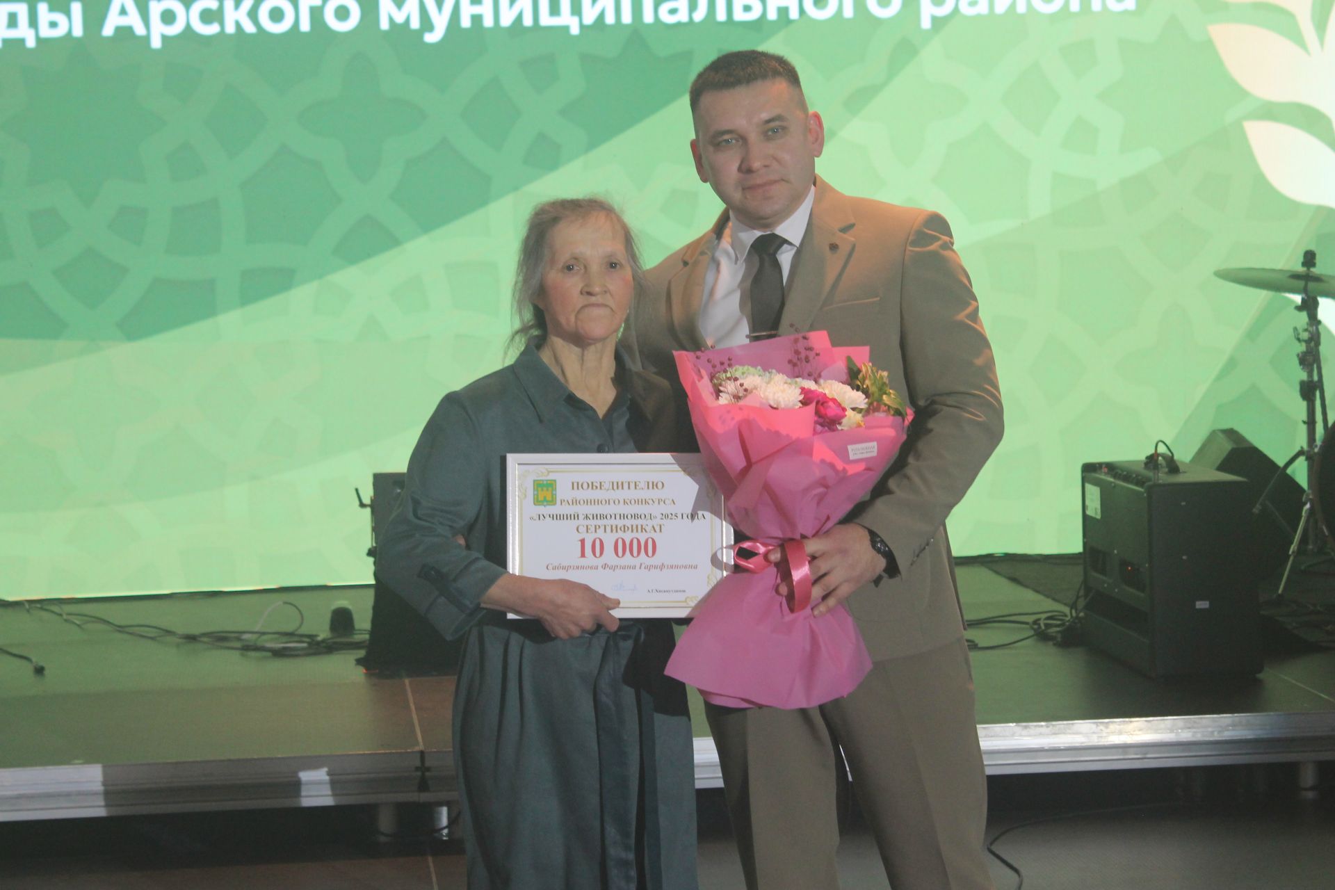 «Арча батырларын данлый» чарасында алдынгылар бүләкләнде