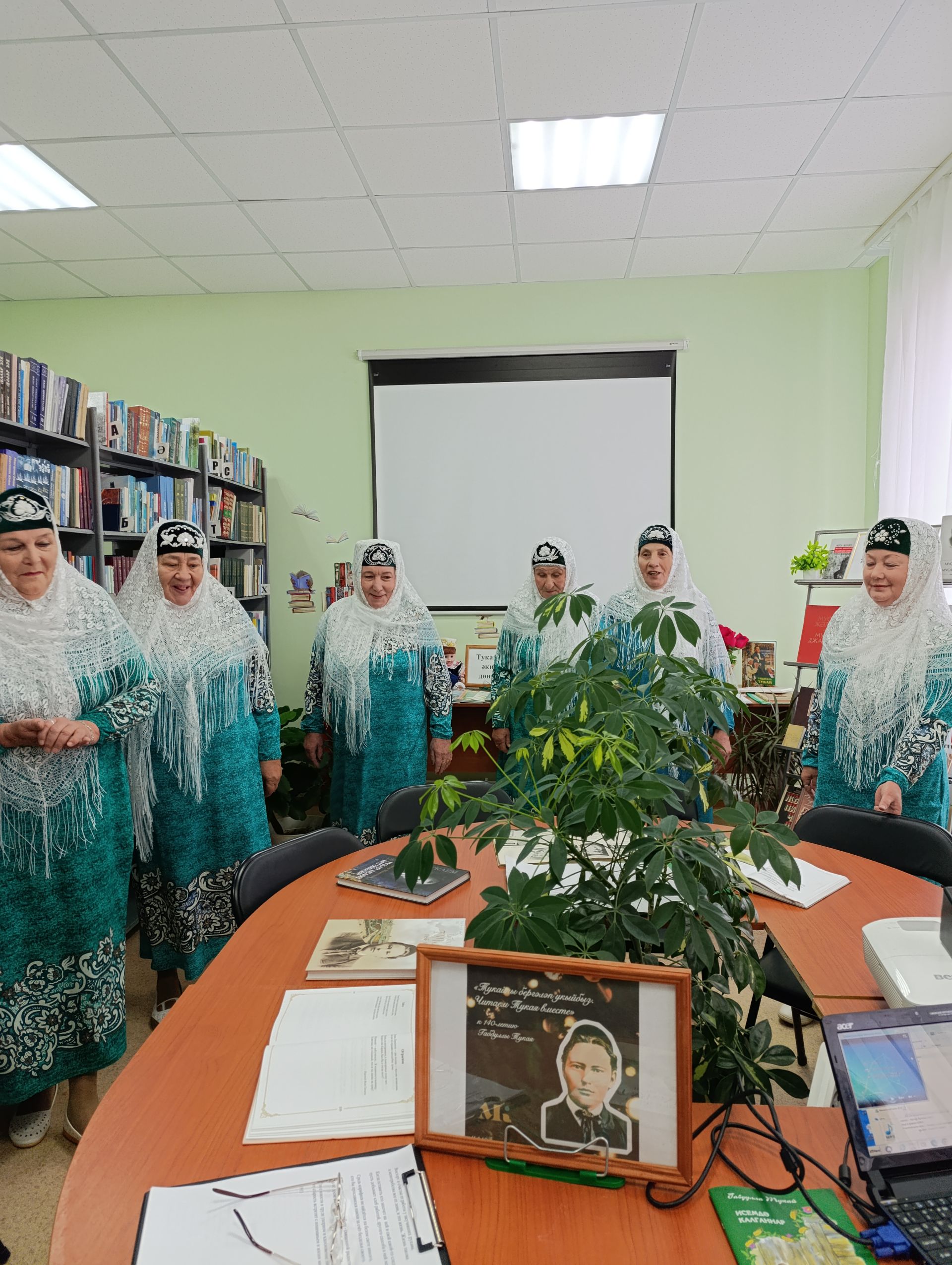 Клуб ябылса да, алар таркалмаган