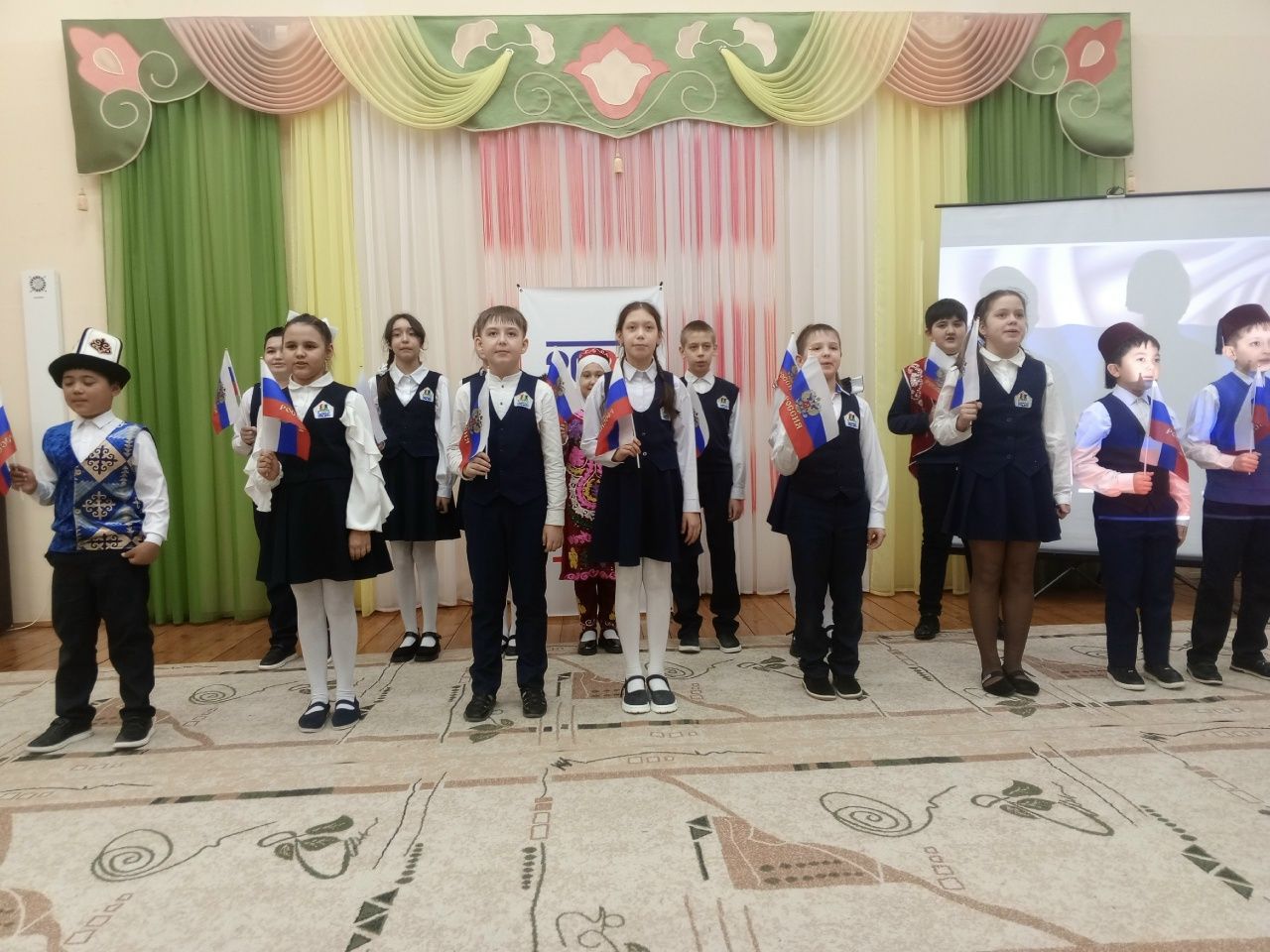 Арчаның өченче мәктәбендә Россиядә Халыклар бердәмлеге елын ачтылар