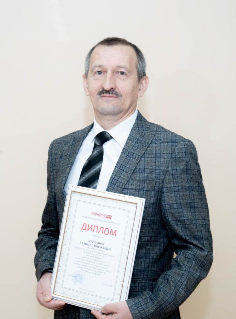 Газинур Борһанов - айның иң яхшы тренеры