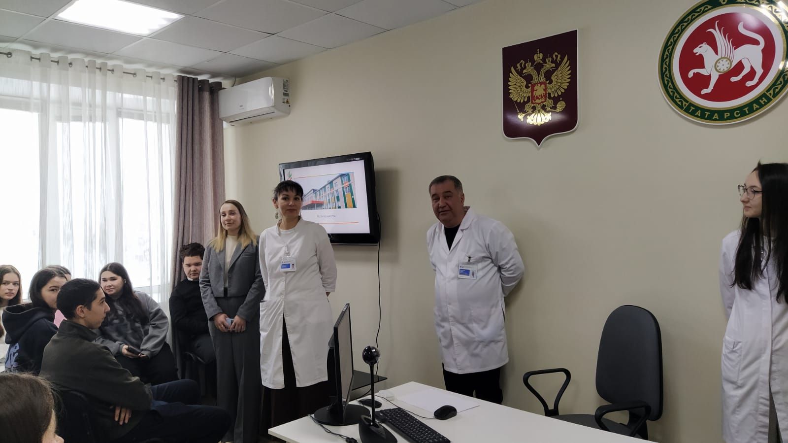 Район үзәк хастаханәсендә «Ачык ишекләр»