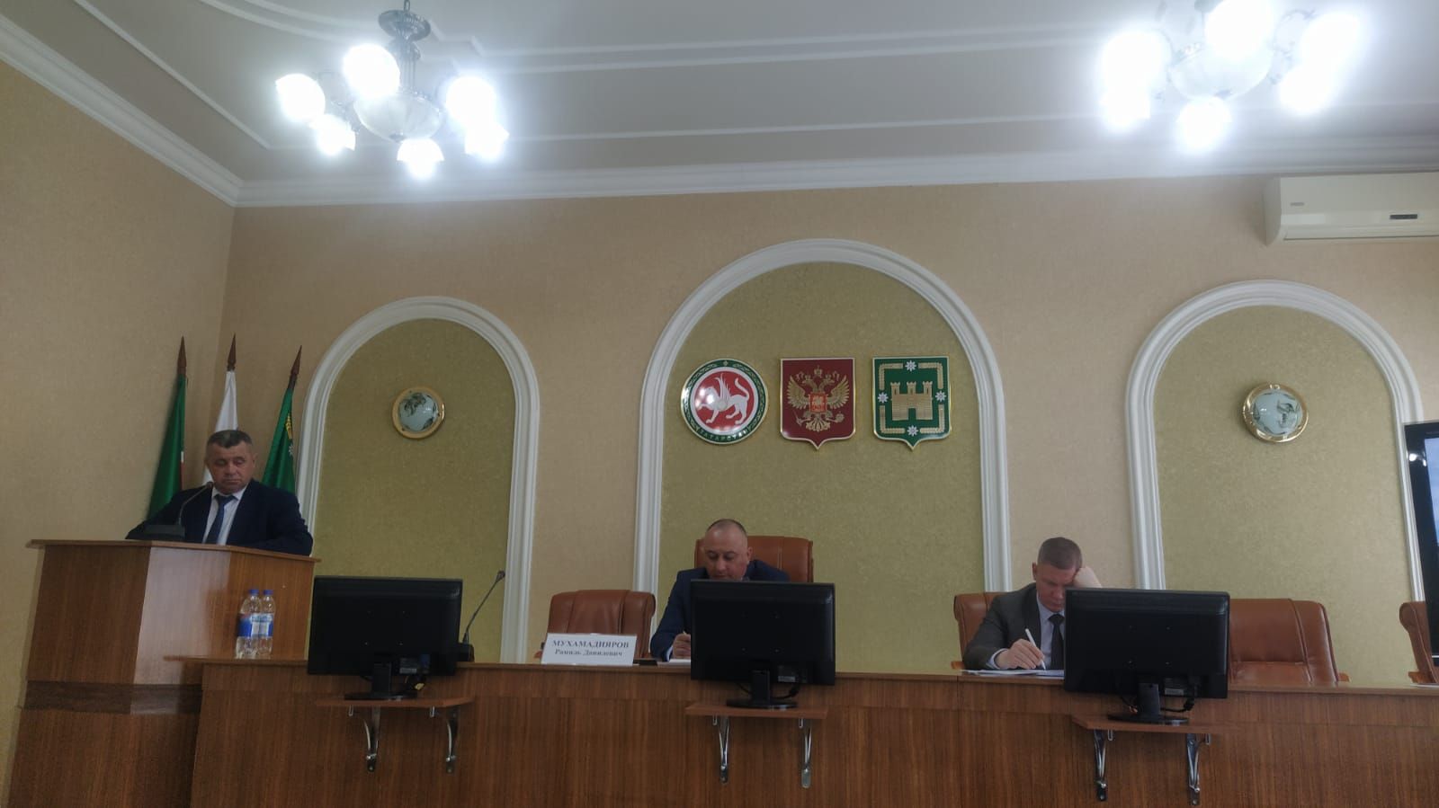 Комиссия утырышында