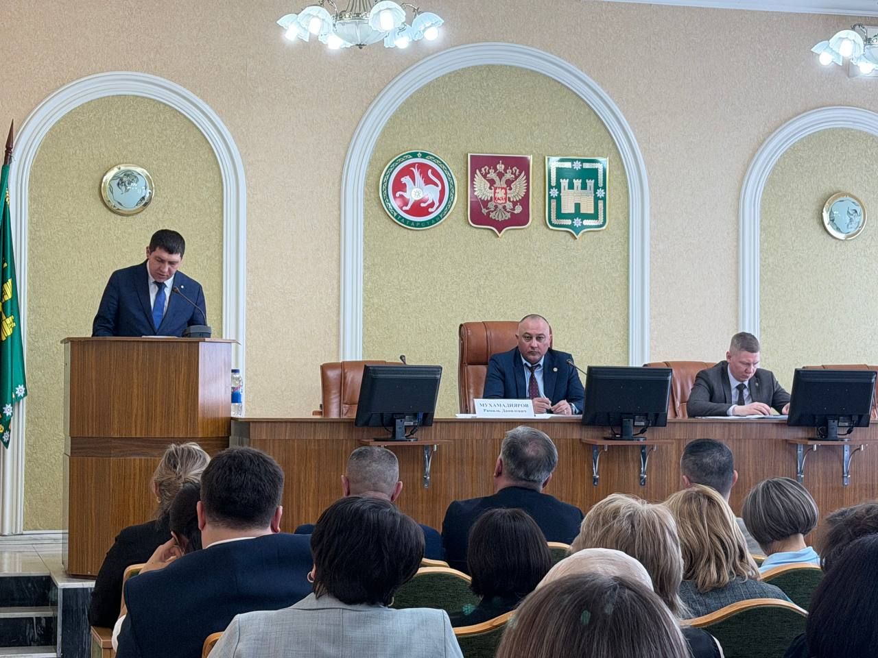 Комиссия утырышында