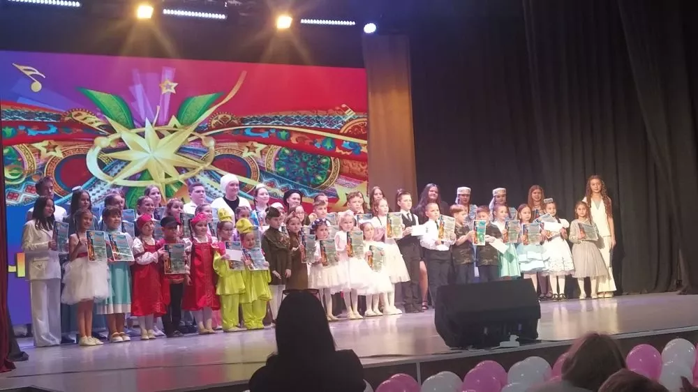 Яшь йолдызлар сәхнәдә: „Арча йолдызлары — 2026“ гала‑концерты узды