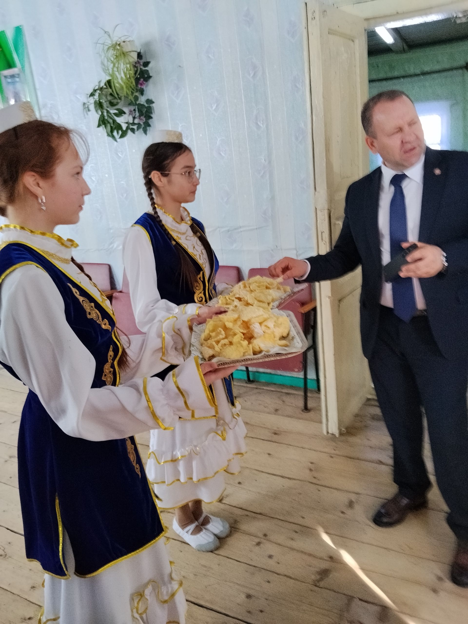 Күчмә утырыш - Утар Аты авыл җирлегендә