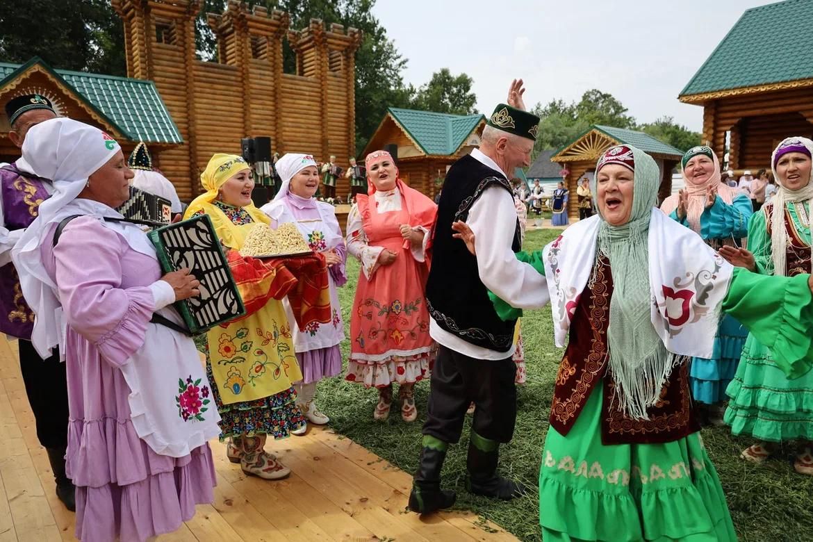 Кайвакыт көрәк белән җир казу уңайрак кебек