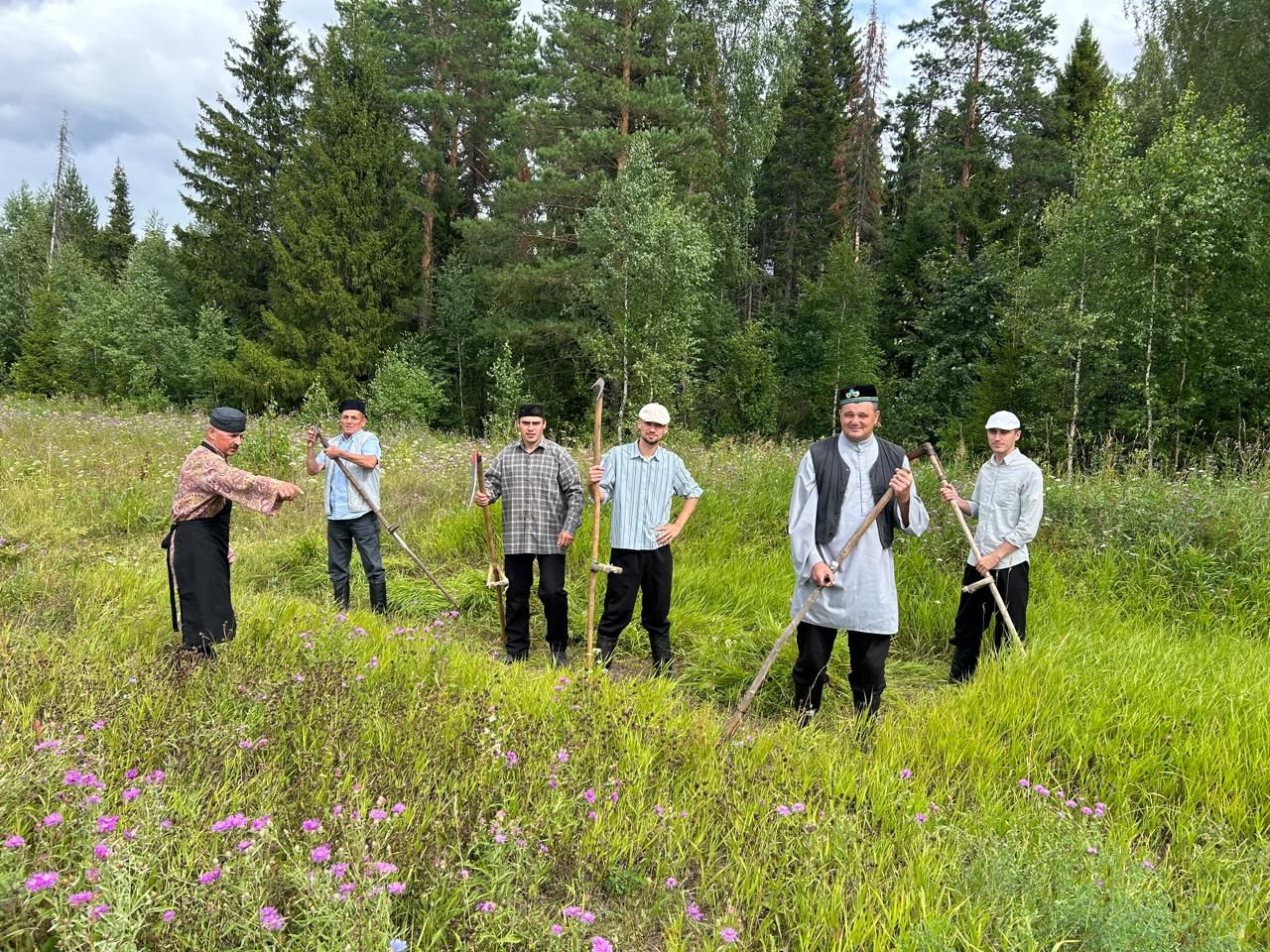Кайвакыт көрәк белән җир казу уңайрак кебек