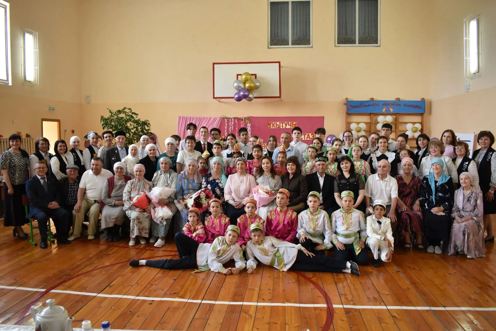 Курса Почмак мәктәбенә 90 ел