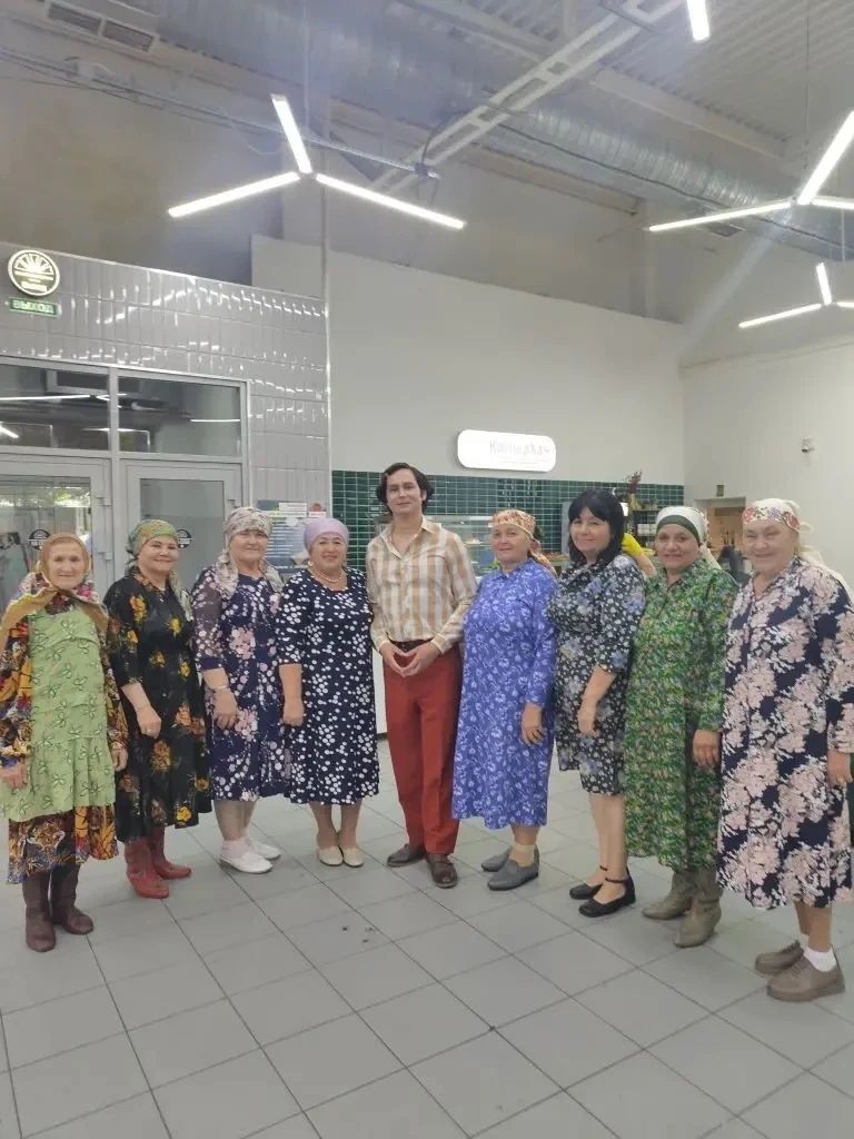 Ташкичүдән «Өммегөлсем» ансамбленә йөрүчеләр кинофильмда төштеләр