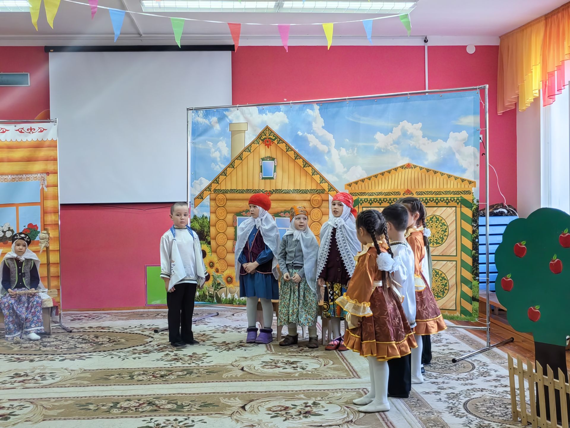 Арчаның тугызынчы балалар бакчасында Бөек Җиңү көненә багышланган бәйрәм узды
