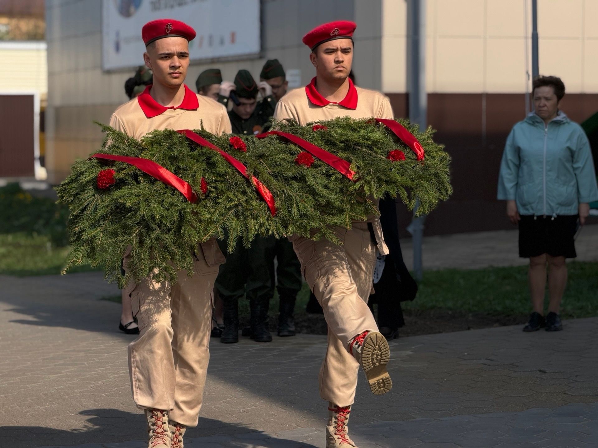 Бүген Арча педагогия көллиятендә митинг булды