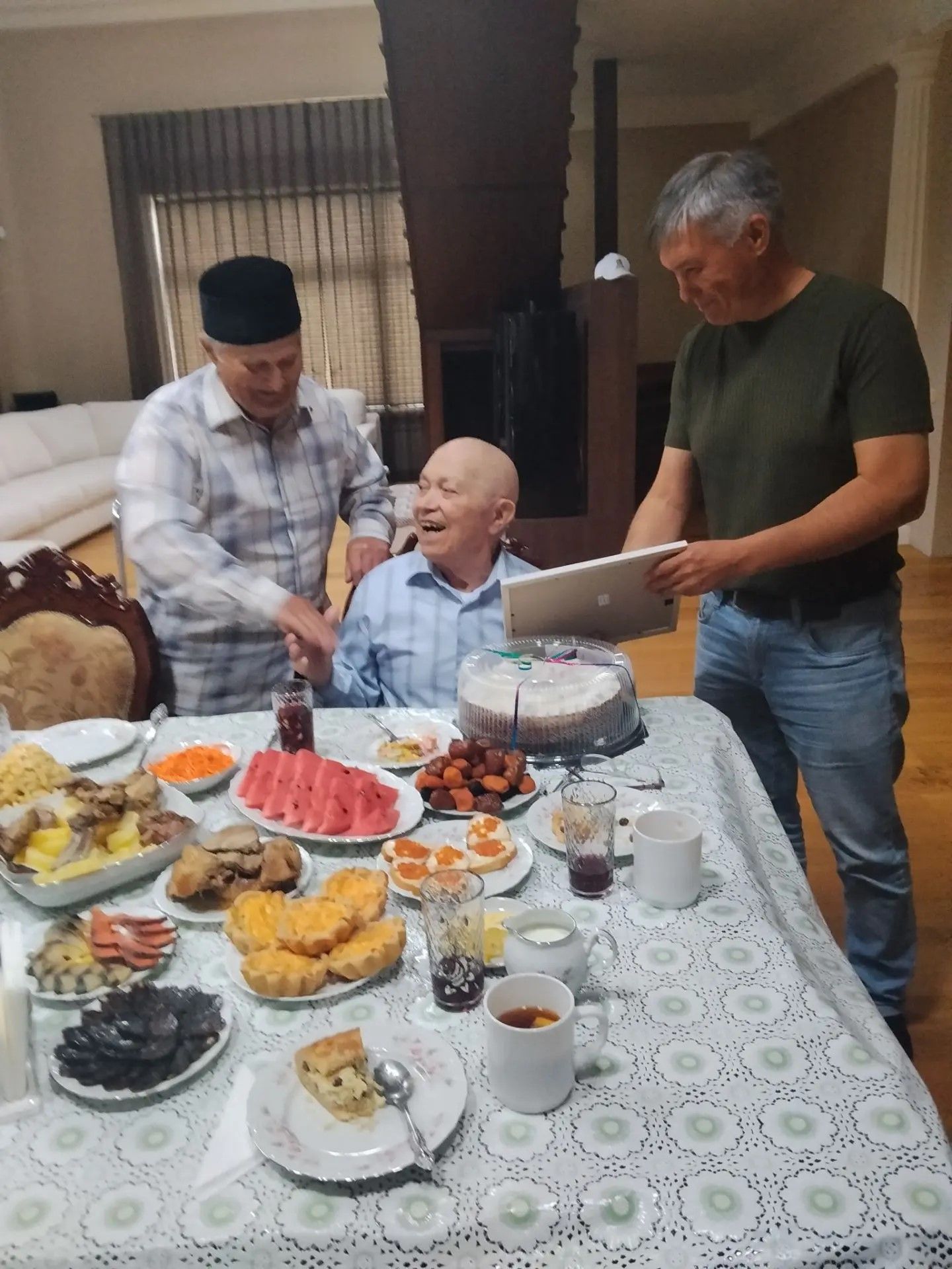 Арчада яшәүче хезмәт ветераны Мөнип Носратов 90 яшьлек юбилеен билгеләп үтте