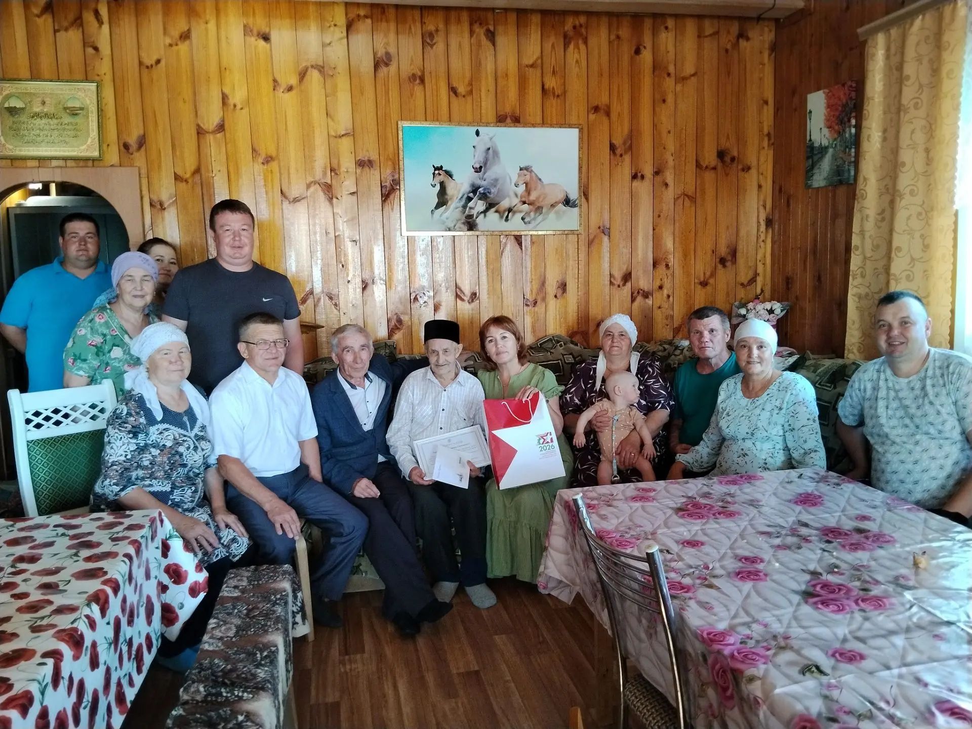 Чөмә-Елгадан Фәрхетдин Галимов 95 яшьлек юбилеен билгеләп үтте