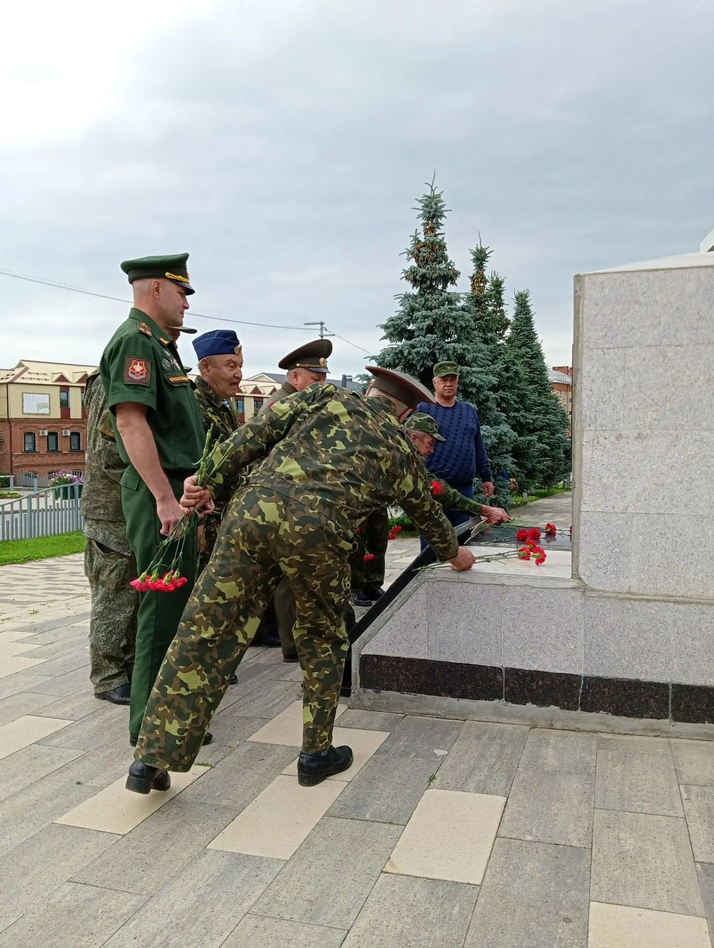 Бүген- хәрби хәрәкәтләрдә катнашкан ветераннар көне