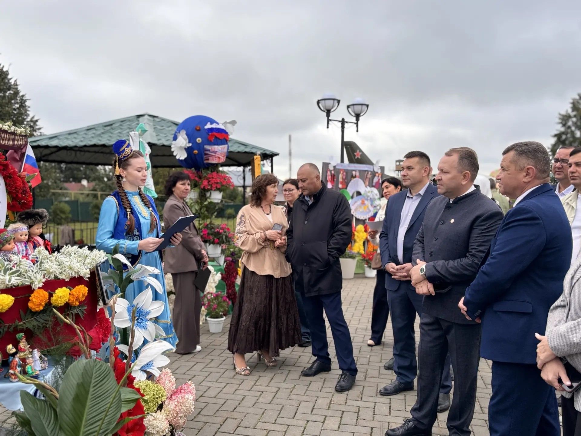 Арчада мәктәп ярминкәсе һәм чәчәкләр фестивале узды