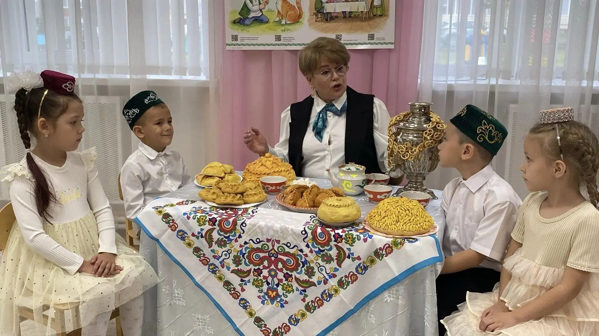 Әкиятләр дөньясына сәяхәт: балалар Габдулла Тукай әсәрләре белән танышты
