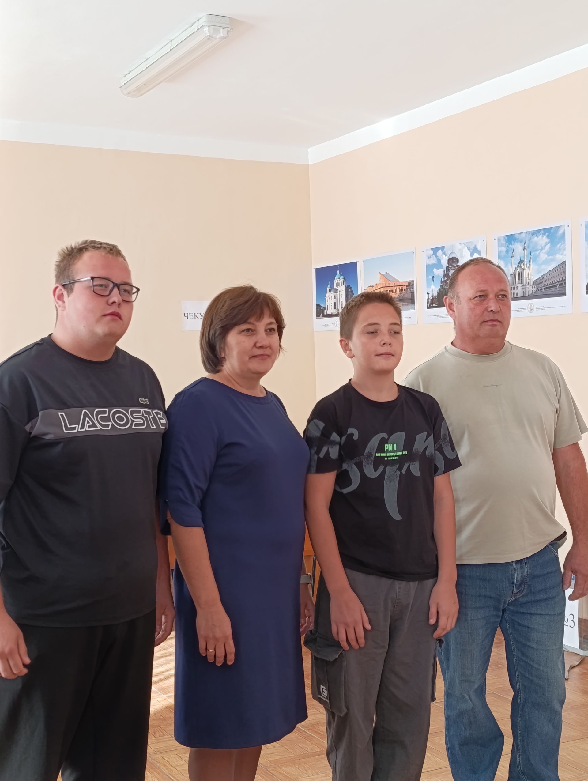 Сайлауга гаилә белән килделәр