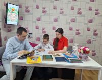 Арчадан Лесенко гаиләсе «Шүрәленең» яңа вариантын язган