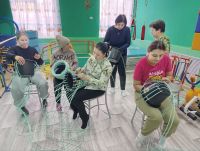 Тернәкләндерү үзәгендә кәрҗин үрергә өйрәнделәр