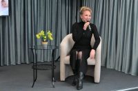 Арчага Әтнә татар дәүләт драма театрының талантлы һәм күренекле актрисасы Зөһрә Мөхәммәтгалиева килде.