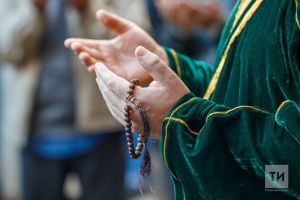 Кире алып булмый. «Нәзер әйткәндә бик сак булырга киңәш ителә...»