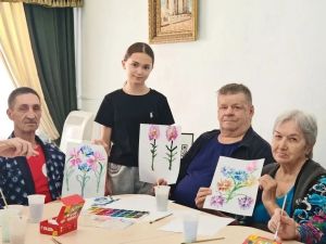 Арчаның өлкәннәр йортында буыннар очрашуы