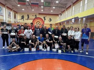 Хезмәттәшләрем арасында волейбол турниры үтте