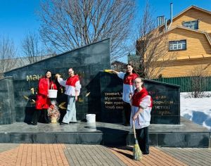 “Беренчеләр хәрәкәте” Арчаның Җиңү Паркында өмә уздырды