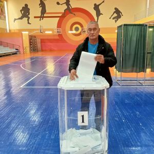 МХО ветераннары сайлау участогына килде