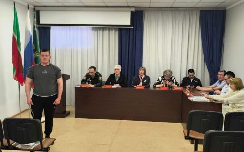 Повесткалар элеккечә киләчәк