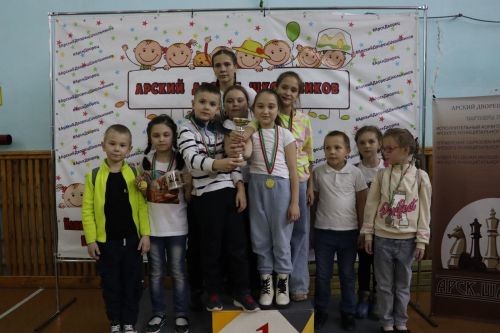 Районда иң көчле шахматчылар кемнәр?