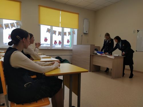 Арча район суды белгечләре укучылар белән очрашты