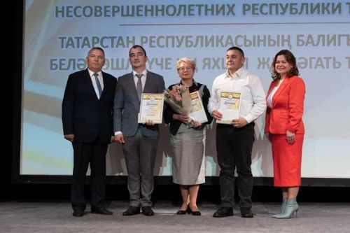 «Иң яхшы җәмәгать тәрбиячесе – 2023” бәйгесендә Арчаның 2нче мәктәбе укытучысы Илдус Әскәров җиңү яулады
