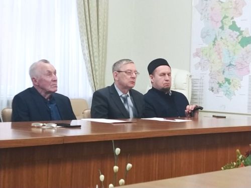 Иҗтимагый совет утырышында