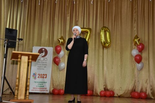 Яңа Кырлай урта мәктәбе 70 еллык юбилеен билгеләп үтте.