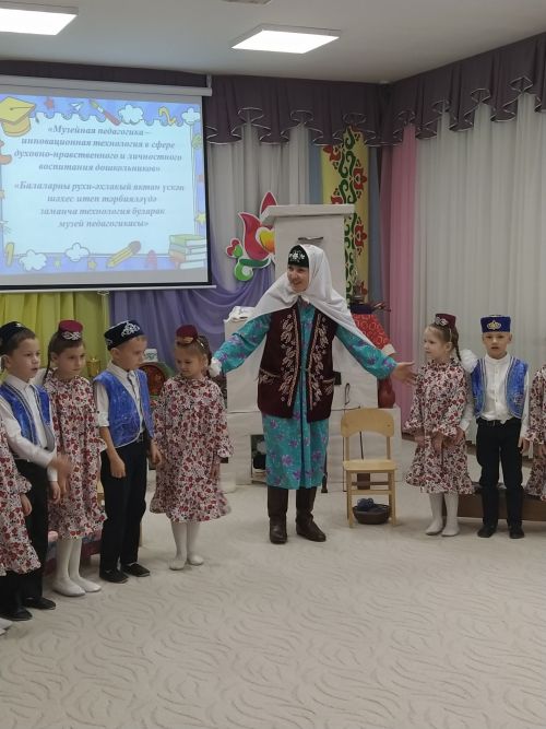 Җырлыйлар да, бииләр дә, музей да ясыйлар: Арчаның 10нчы балалар бакчасында кунакта
