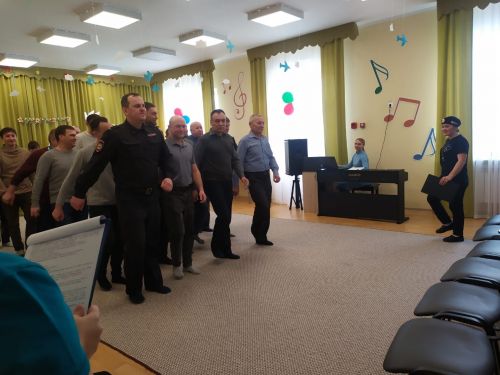 Кунак булып әтиләр безгә килде