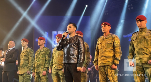 Фирдус Тямаев концертында хәрбиләр дә катнашты