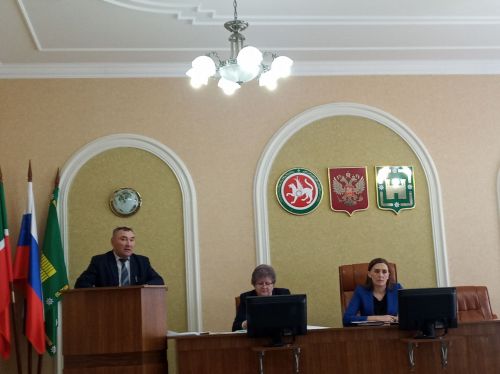 Район Иҗтимагый советында мобилизацияләнгәннәр һәм аларның гаиләләренә ярдәм мәсьәләсе каралды