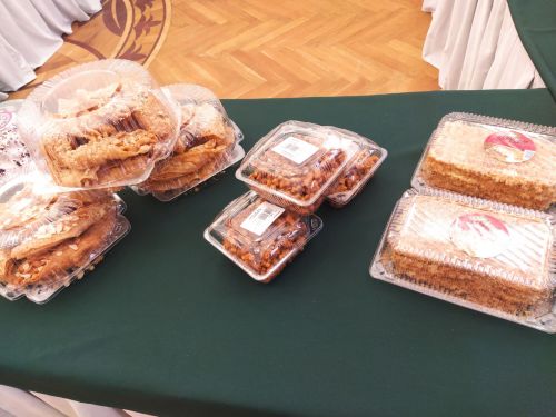 Печән базары яки... бии торган курчаклар