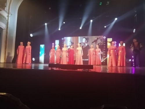 Печән базары яки... бии торган курчаклар