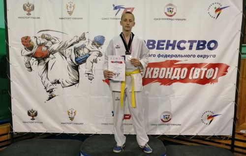 Арча таэквон-дочылары зур ярышларда катнашалар һәм уңышлар яулап кайталар (ВИДЕО)