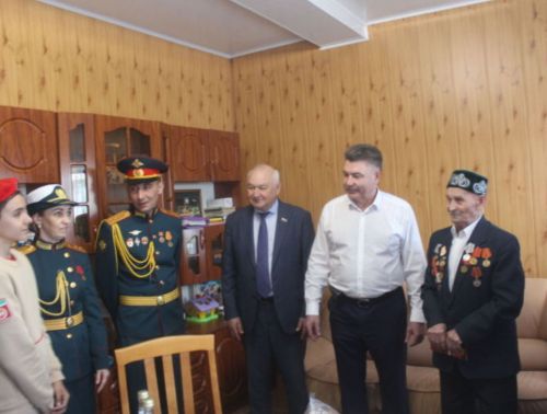 Сугыш ветеранына күрсәткән кадер-хөрмәт