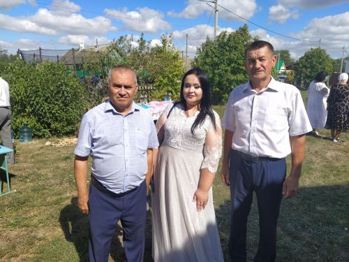 Моң китмәсен иде авылдан